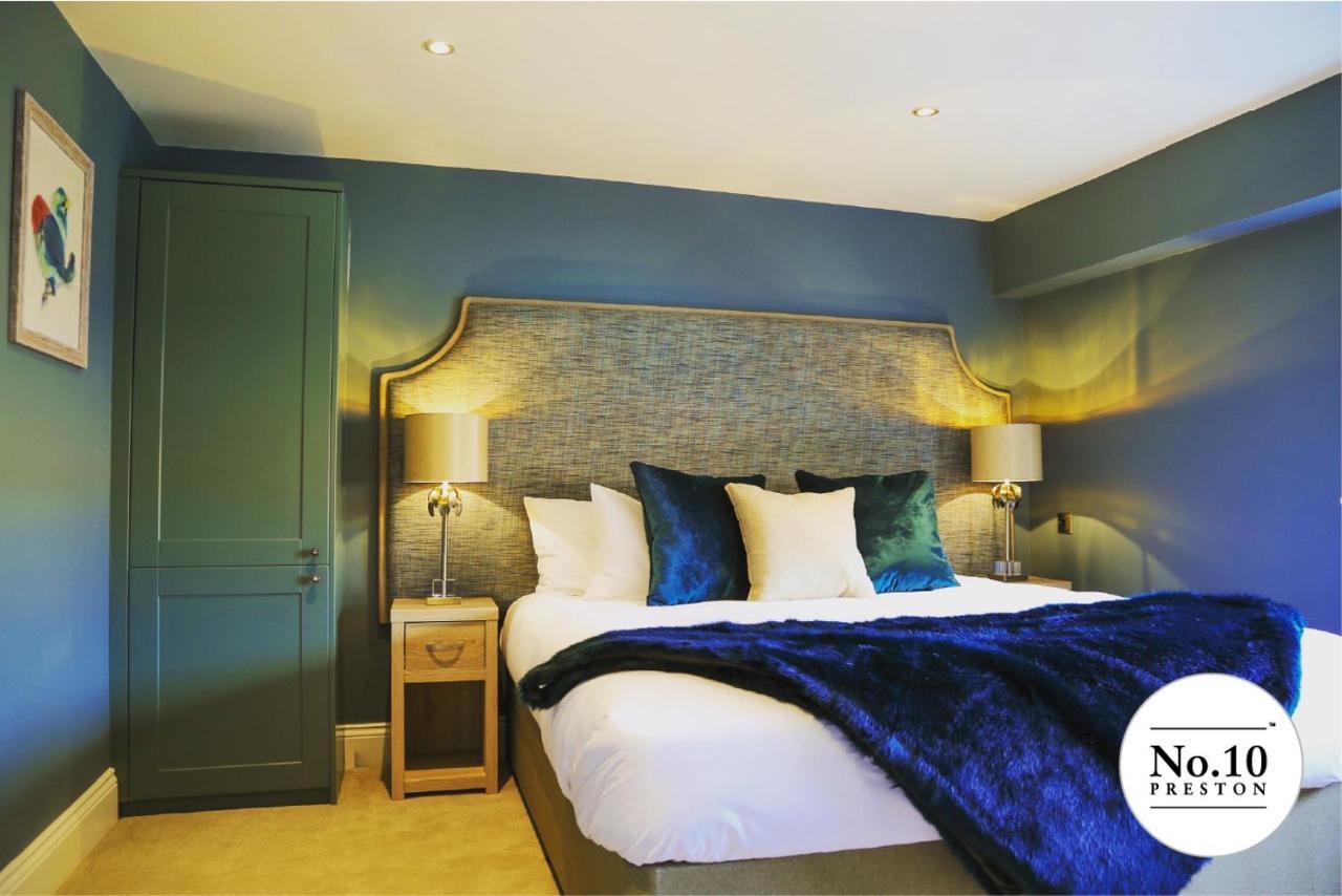 No.10 Preston Hotel Preston  Bagian luar foto