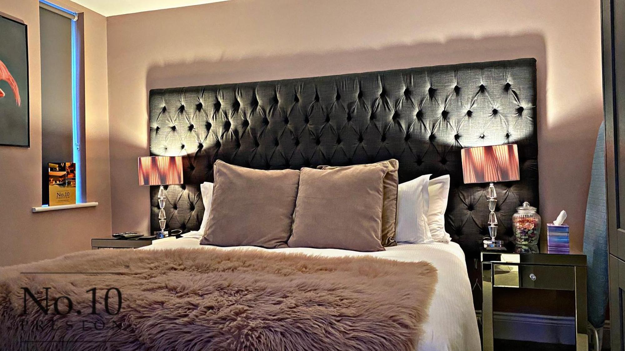 No.10 Preston Hotel Preston  Bagian luar foto