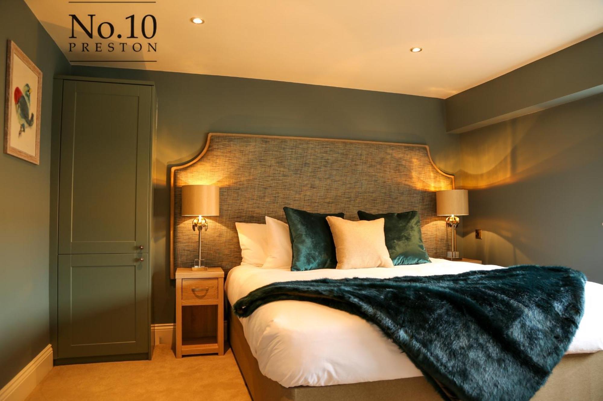 No.10 Preston Hotel Preston  Bagian luar foto