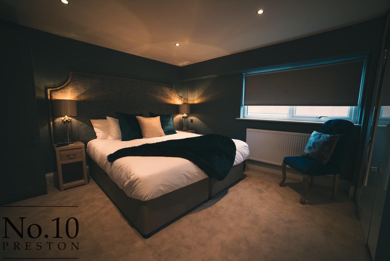 No.10 Preston Hotel Preston  Bagian luar foto