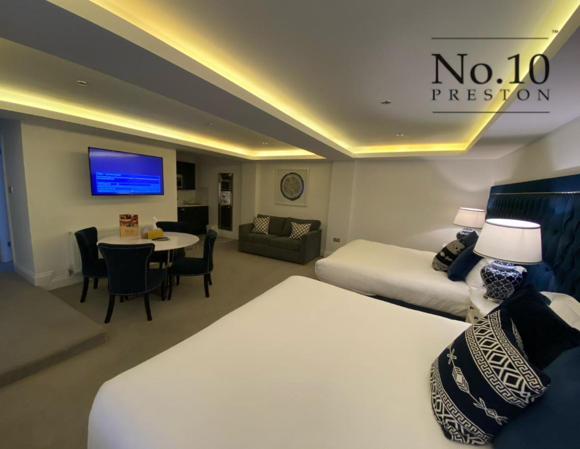 No.10 Preston Hotel Preston  Bagian luar foto