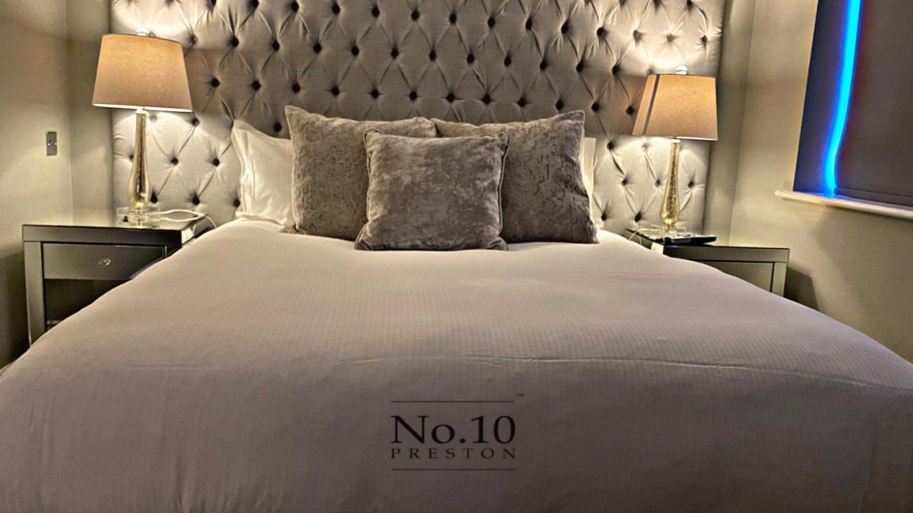 No.10 Preston Hotel Preston  Bagian luar foto